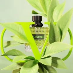 Valentino Eau De Parfum></noscript>Born in Roma Green Stravaganza Donna