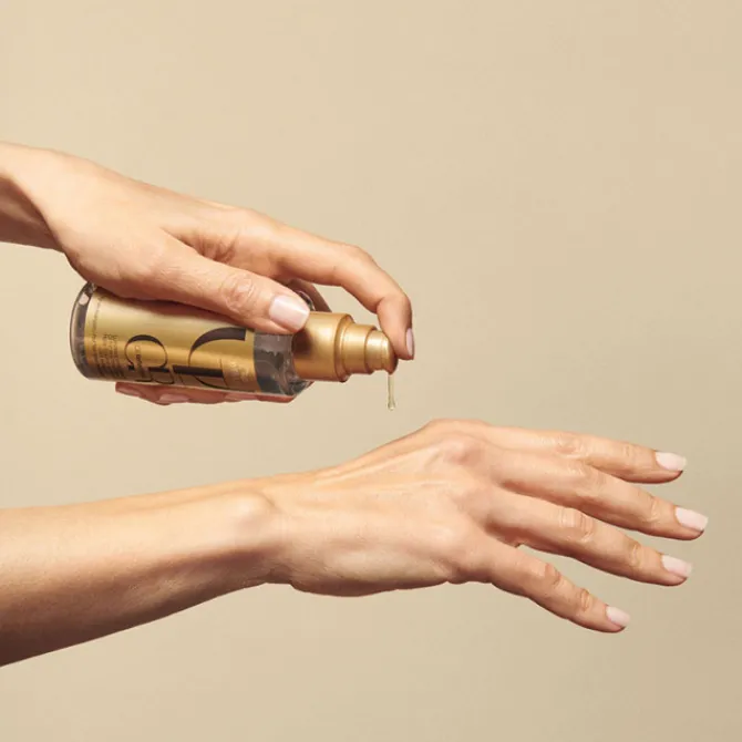 Wella Cheveux Fins / Sans Volume|Huile & Sérum>Huile Légère Révélatrice de Lumière