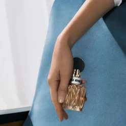 MIU MIU Eau De Parfum></noscript>Miutine