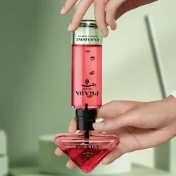 Prada Parfums Rechargeables|Parfum Et Extrait De Parfum></noscript>Paradoxe Radical Essence