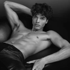 Viktor and Rolf Eau De Parfum><noscript><img width=