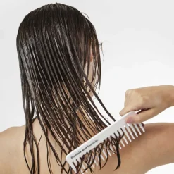 Bumble and bumble Cheveux Fins / Sans Volume|Soins Sans Rinçage><noscript><img width=