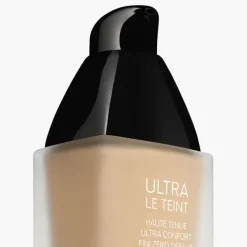 CHANEL Fond De Teint Fluide></noscript>ULTRA LE TEINT FLUIDE