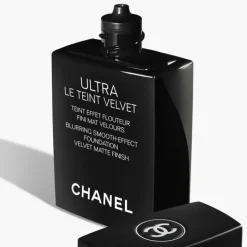 CHANEL Fond De Teint Fluide|ULTRA LE TEINT VELVET